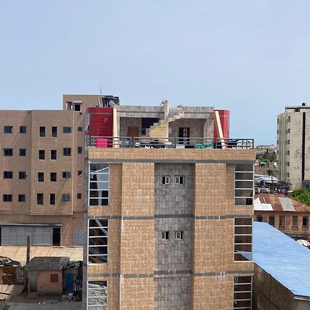 Hotel Yabisso Lome Bagian luar foto