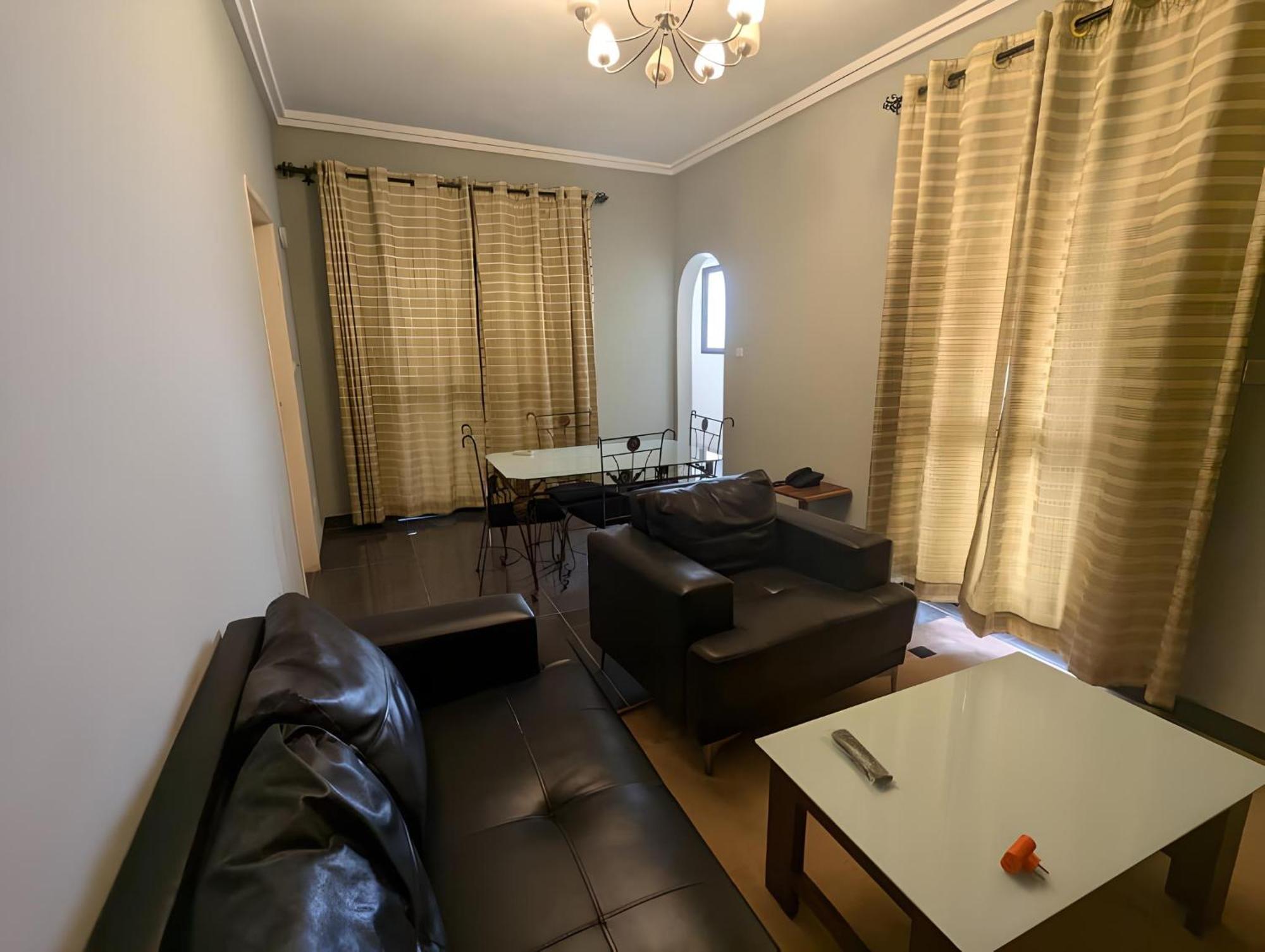 Hotel Yabisso Lome Bagian luar foto